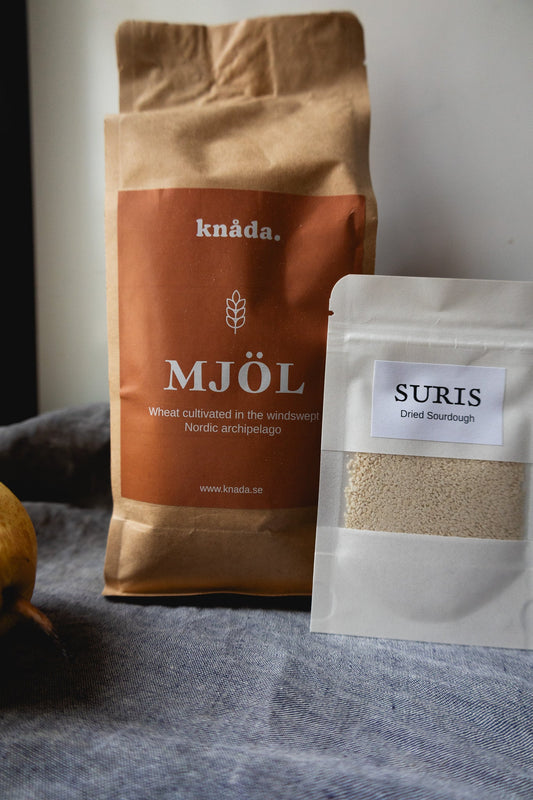 Knåda Mjöl Wheat flour and Sourdough Starter Kit - Knåda